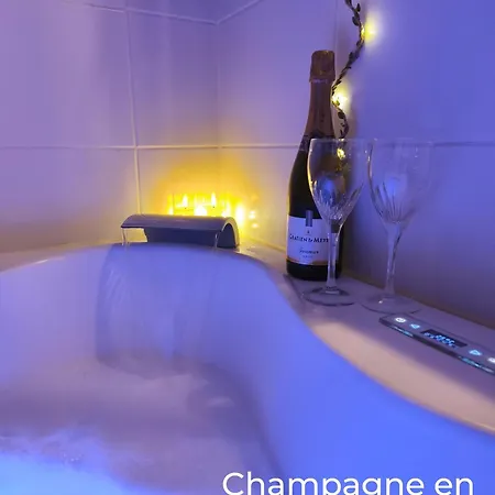 La Reverie Bed & Breakfast *